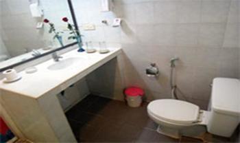 יאנגון Chit Sayar Hotel מראה חיצוני תמונה