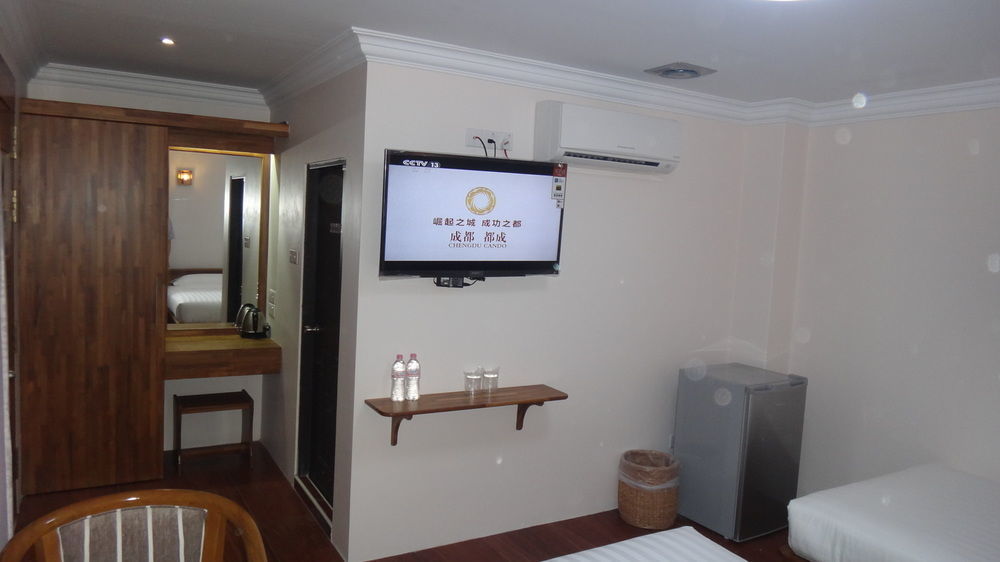 יאנגון Chit Sayar Hotel מראה חיצוני תמונה